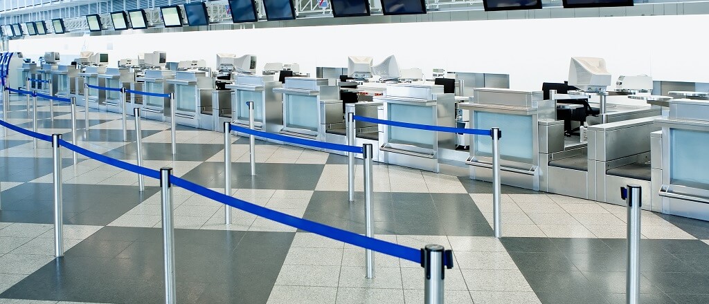 airportbarriers.jpg